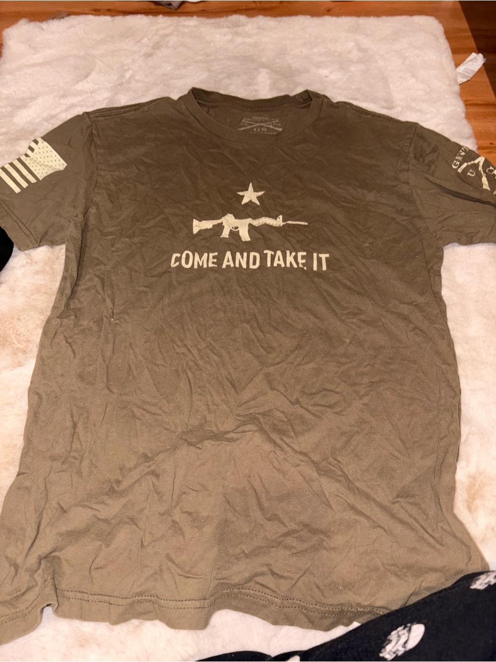 Grunt Style Olive Green Crossed Rifles Graphic Tee